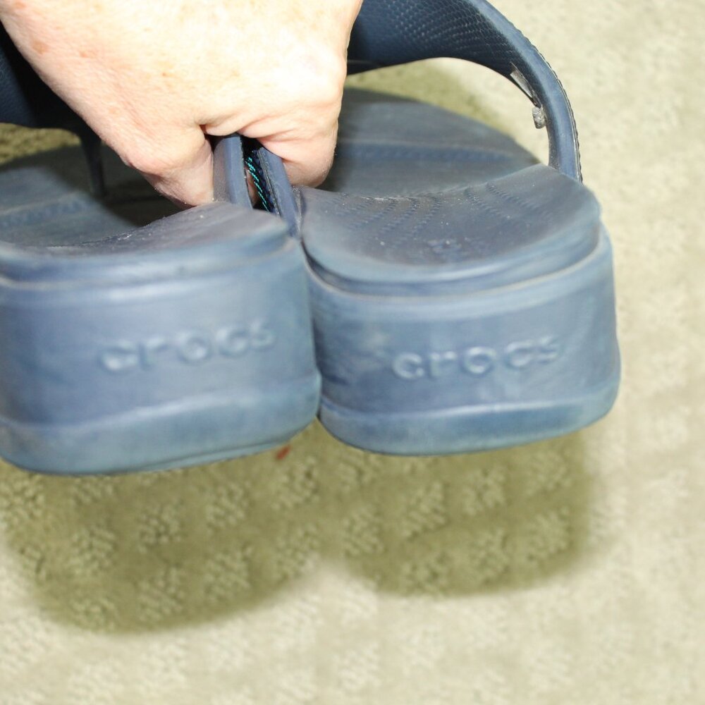 Crocs Monterey Bead Strap Womens Size 8 Navy Blue Wedge Sandals 206641 - Picture 5 of 6